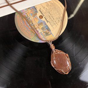 NWT The Carnelian Natural Stone Wire Wrapped Pendant Necklace With Suede Cord